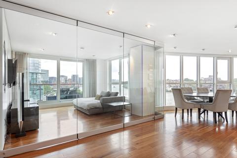3 bedroom apartment for sale, St. George Wharf, London, SW8