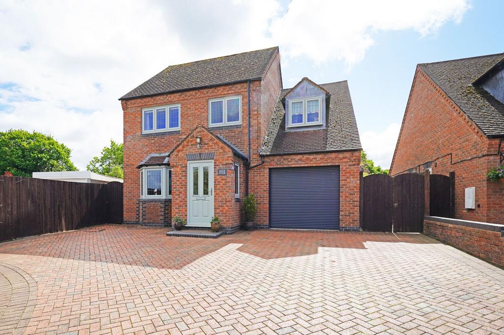 Shutt Lane, Earlswood, B94 5 bed detached house for sale £750,000