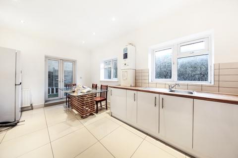 6 bedroom semi-detached house to rent, Courthill Road, London, Greater London, SE13 6DN