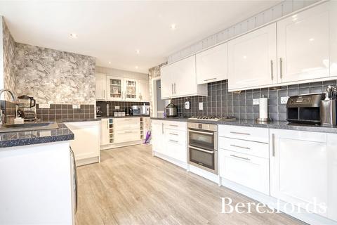 4 Chippenham Road, Romford, RM3 8EX
