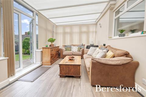 4 Chippenham Road, Romford, RM3 8EX