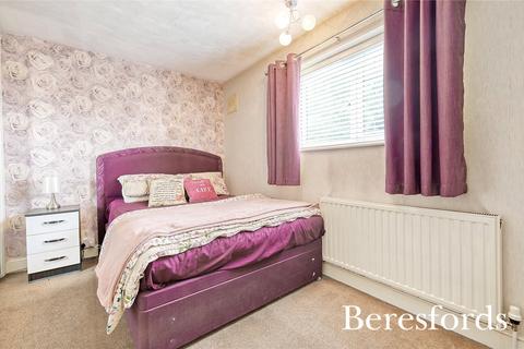 4 Chippenham Road, Romford, RM3 8EX