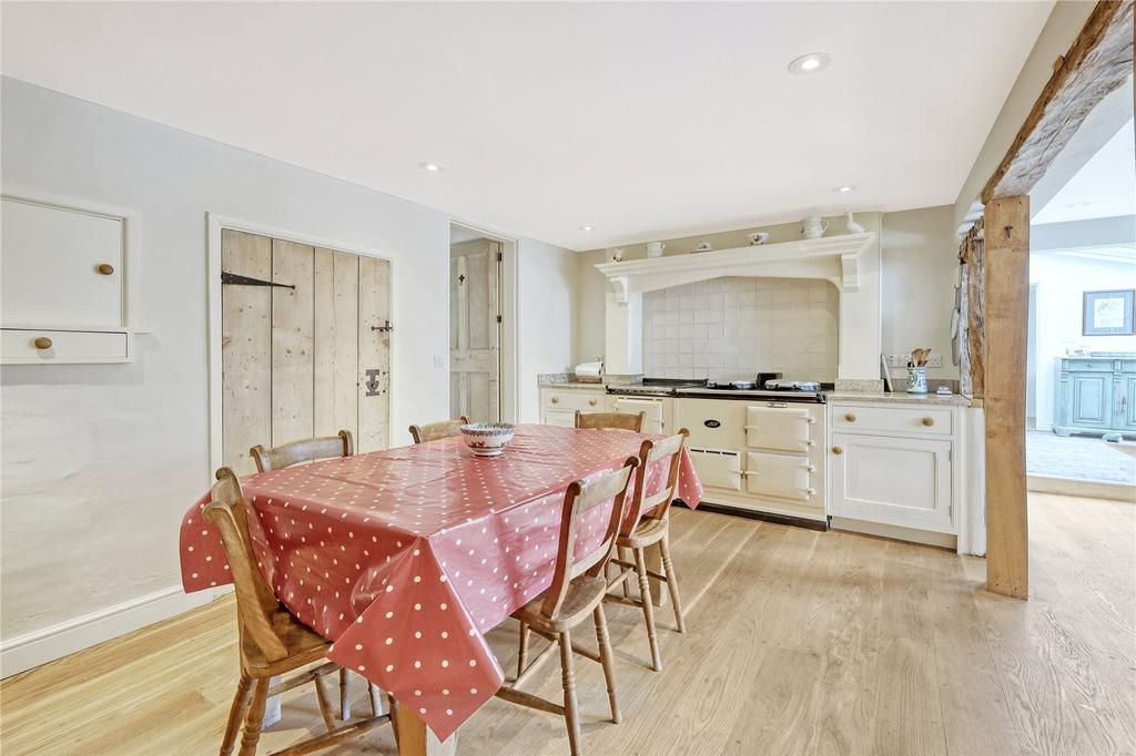 Breakfast Room