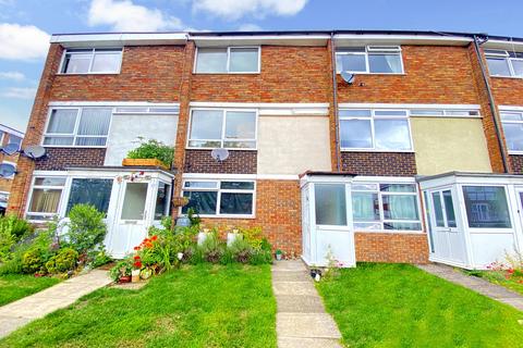 2 bedroom maisonette for sale, WOKING