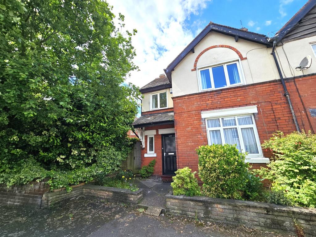 Daw End Lane, Walsall, West Midlands... 2 bed semidetached house £