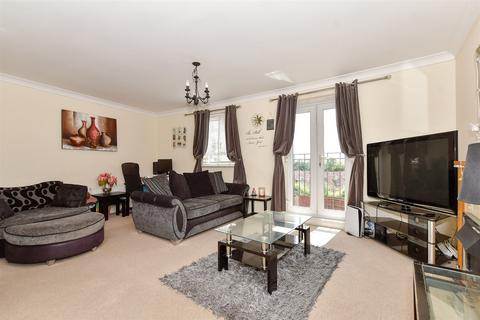 15 Ulverston, Purfleet, RM19 1SW