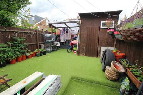 40 Eland Road, Croydon, CR0 4LG