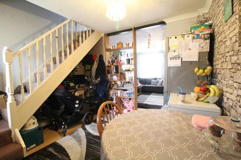 40 Eland Road, Croydon, CR0 4LG