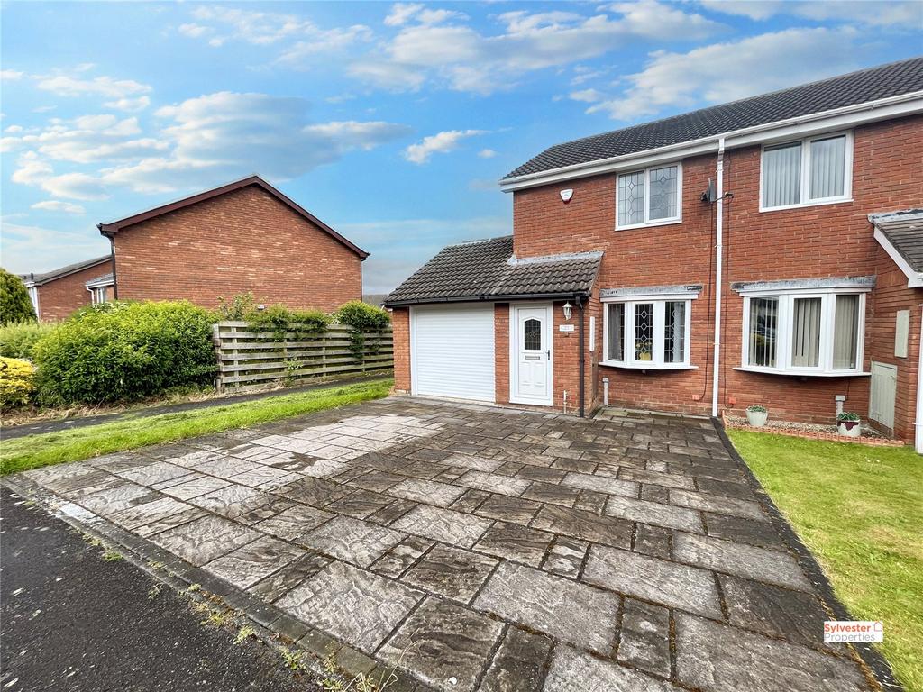 Carlton Close, Ouston, Chester le... 2 bed semidetached house for sale