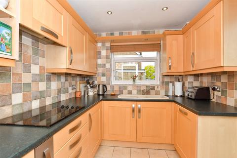 3 bedroom semi-detached house for sale, The Winter Knoll, Littlehampton, West Sussex