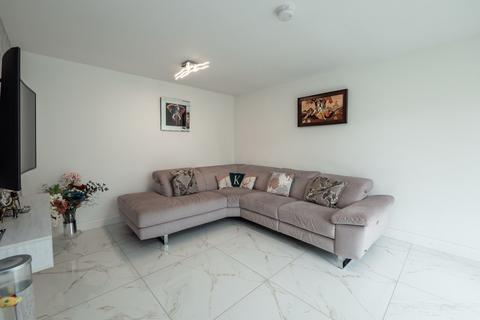 undefined, Meadowsweet Drive, Edinburgh, EH4