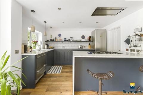 9 High View Road, Guildford, GU2 7RS