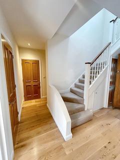 5 bedroom semi-detached house to rent, Albury Drive, Pinner HA5