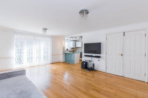 2 bedroom flat for sale, Ridgeway Gardens, Highgate, London, N6