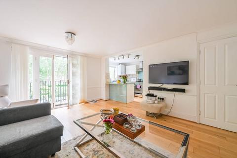 38 Ridgeway Gardens, London, N6 5XR