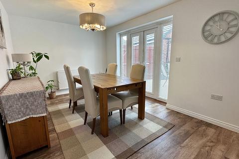 7 Harlequin Close, Northampton, NN4 9AB