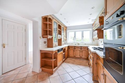 5 bedroom semi-detached house to rent, Robin Hood Lane, Kingston Vale, London, SW15