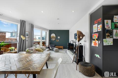 3 bedroom apartment for sale, Refinery House, Tandy Place, London, E20