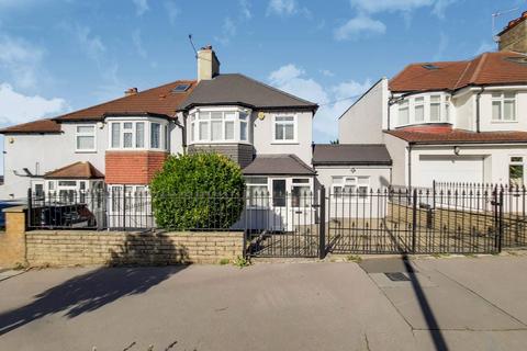 3 bedroom house for sale, Norbury Hill, Norbury, London, SW16
