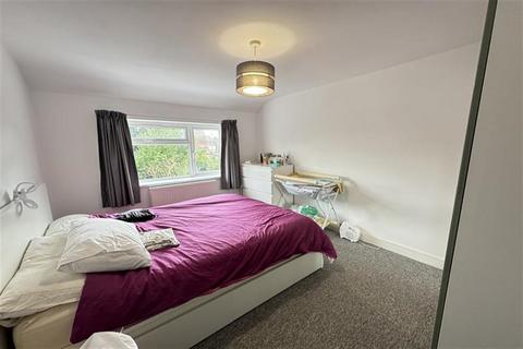 3 bedroom semi-detached house to rent, Ashlong Road, Headington, Oxford, OX3