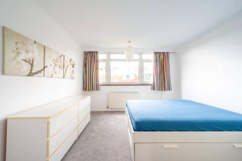 2 bedroom flat to rent, Carlton Drive, Putney, London, SW15