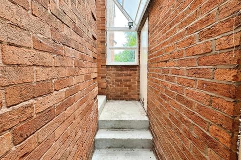 36 Manor Road, Dawley, Telford, TF4 3ED