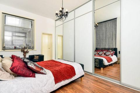 2 bedroom maisonette to rent, Leopold Road, Wimbledon, London, SW19