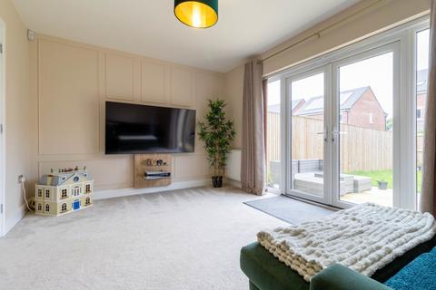 3 bedroom house for sale, Park Hill Way, Wakefield
