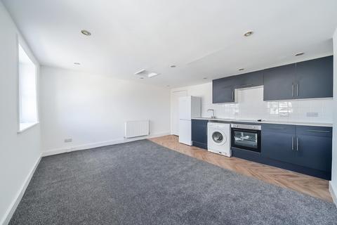 1 bedroom flat to rent, Winchcombe Street, Cheltenham, GL52