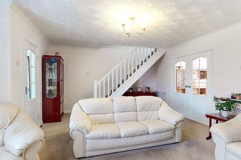 4 bedroom detached house for sale, Tavistock Road, Laindon, Basildon, Essex, SS15