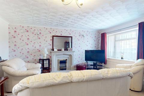 4 bedroom detached house for sale, Tavistock Road, Laindon, Basildon, Essex, SS15