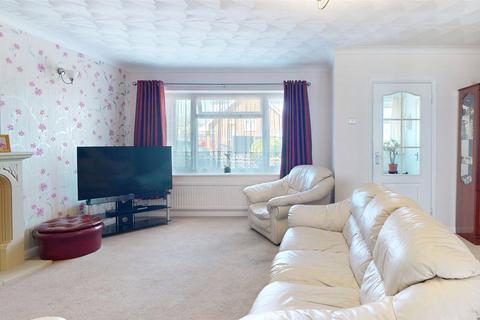 undefined, Tavistock Road, Laindon, Basildon, Essex, SS15