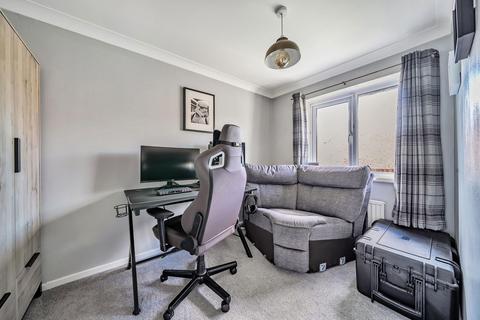 31 Cropmark Way, Hatch Warren, Basingstoke, RG22 4TA