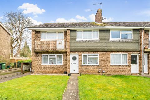 21 Bliss Close, Brighton Hill, Basingstoke, RG22 4EJ