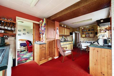 2 bedroom semi-detached bungalow for sale, Pitman Close, Basingstoke,
