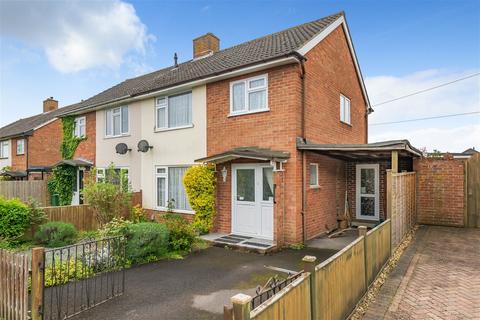 82 Stag Hill, Basingstoke, RG22 6JQ