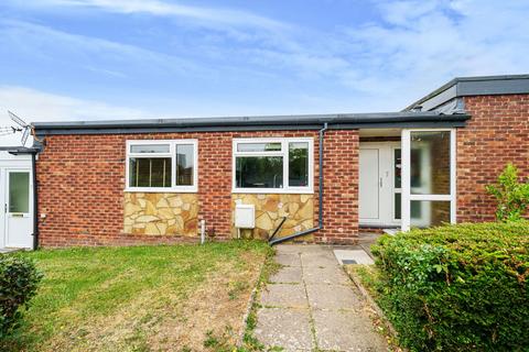 3 bedroom detached bungalow for sale, Meon Walk, Basingstoke