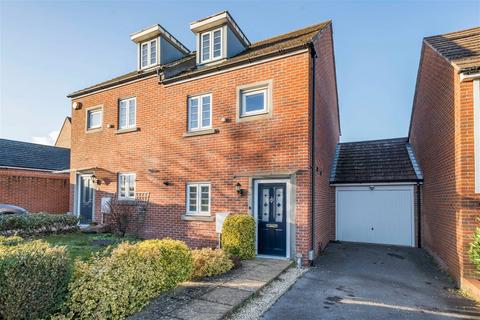 160 Appleton Drive, Basingstoke, RG24 9RX
