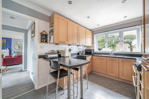 4 Camfield Close, Basingstoke, RG21 3AQ