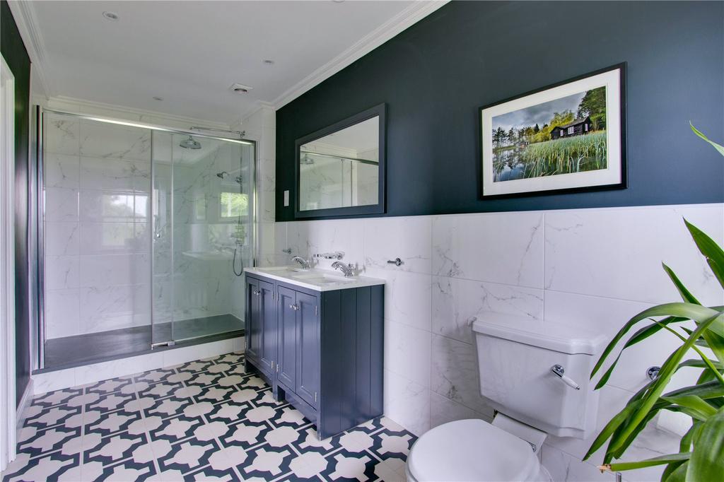 Ensuite