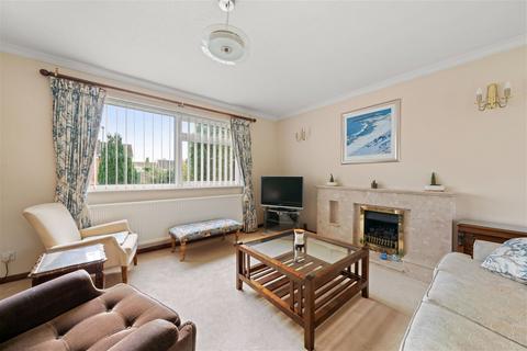 2 Camlea Close, Basingstoke, RG21 3BP