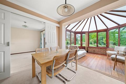 2 Camlea Close, Basingstoke, RG21 3BP