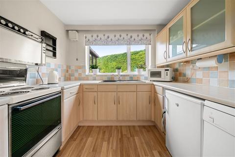 2 Camlea Close, Basingstoke, RG21 3BP