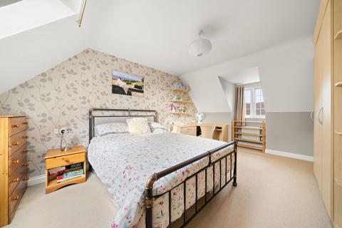 11 Blunt Road, Beggarwood, Basingstoke, RG22 4SS