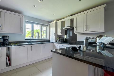 52 Cliddesden Road, Basingstoke, RG21 3ER