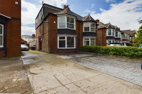 6 bedroom semi-detached house for sale, The Avenue, Linthorpe, Middlesbrough, TS5