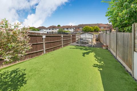 23 Garth Close, Morden, SM4 4NN