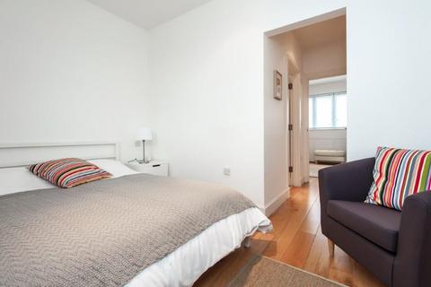 1 bedroom flat to rent, Earl's Court Road