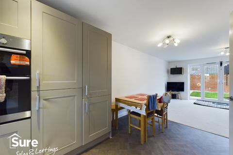 4 bedroom terraced house to rent, Pipit Walk, Hemel Hempstead, Hertfordshire, HP3 0FR