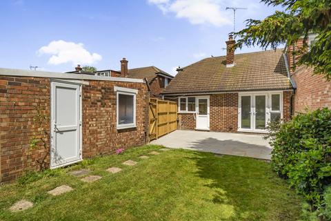 22 Grove Close, Old Windsor, Windsor, SL4 2LY
